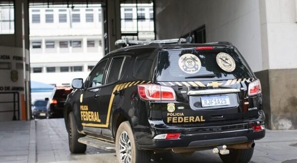 Polícia Federal e Exército combatem, no Rio, fraude na compra de armas