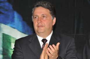 Policial militar se torna réu por tortura ao ex-governador Garotinho