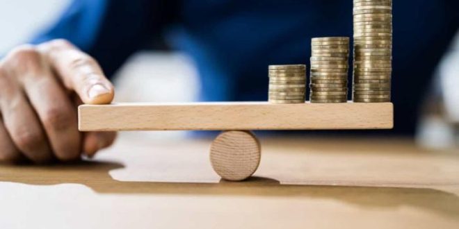 Prévia da inflação de fevereiro supera projeções e vai a 0,99%