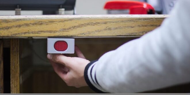 Projeto torna obrigatório botão de alarme em apartamentos para casos de violência doméstica