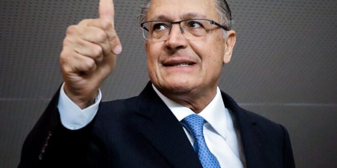 PV convida Alckmin e pode ser opção diante de impasse do PSB com Lula