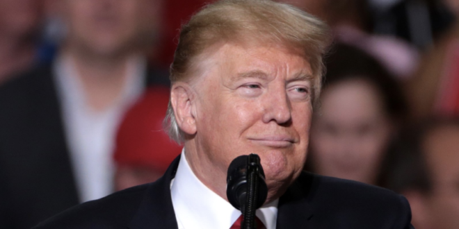 Trump diz que ação de Putin na Ucrânia foi genial