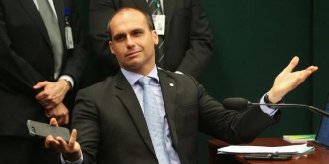 Twitter suspende perfil de Eduardo Bolsonaro, mas alega erro e retira bloqueio