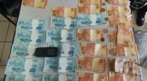 Peruana é presa com mais de 16kg de cloridrato de cocaína em táxi, na BR-317