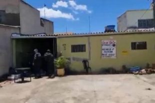 Vídeo. Homem filma vítimas de duplo homicídio: “Ainda respiram”
