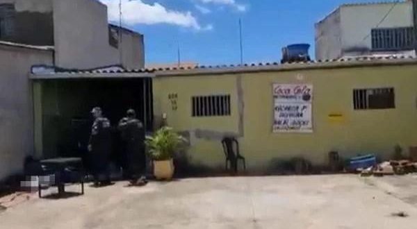 Vídeo. Homem filma vítimas de duplo homicídio: “Ainda respiram”
