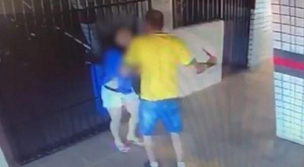 “Ele ia matar o meu filho”, diz mãe de jovem esfaqueado por vizinho