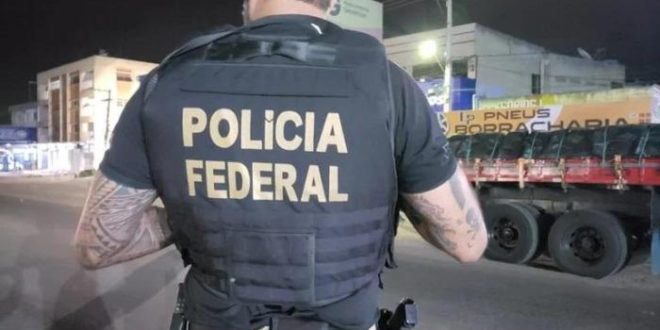 Polícia Federal apreende arma, dinheiro e carne silvestre durante diligência em Cruzeiro do Sul