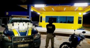Motociclista é preso transportando 37,8kg de pasta base em Xapuri