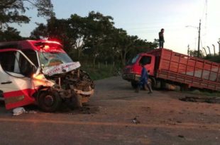 Manobra irregular de caminhoneiro causou acidente com ambulância do Samu, aponta PRF