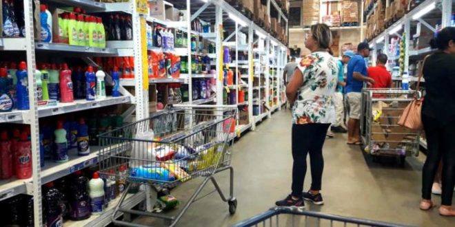 Atacarejo cresce e já domina 40% da venda de alimentos