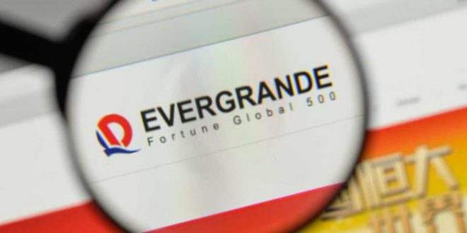 Bolsa de Hong Kong suspende negócios com ações da Evergrande