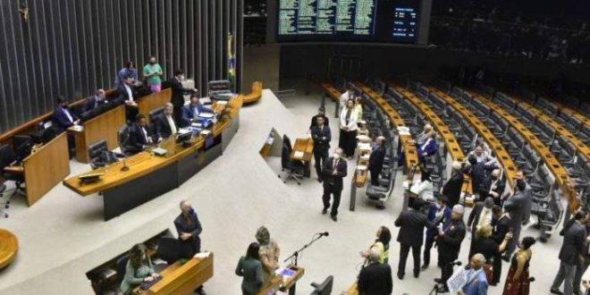 Câmara pode concluir nesta quinta votação da quebra de monopólio na fabricação de radiofármacos