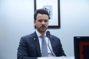 Comissão promove debate sobre ensino técnico nas escolas