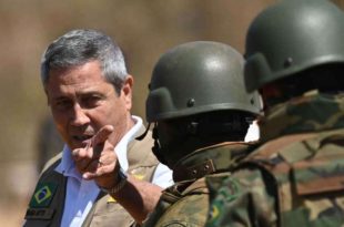 De saída do Ministério da Defesa, Braga Netto volta a celebrar a ditadura militar