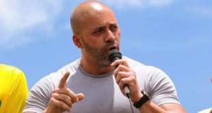 Deputado Daniel Silveira descumpre ordem de Moraes e volta a criticar ministro