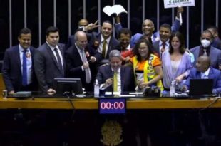 Deputados aprovam em primeiro turno texto principal da proposta sobre radioisótopos