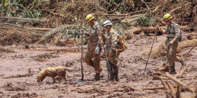 Deputados constatam, presencialmente, o atraso na reparação de danos do crime socioambiental de Mariana