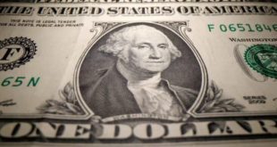Dólar cai a R$ 4,90 e Bolsa atinge maior valor desde setembro