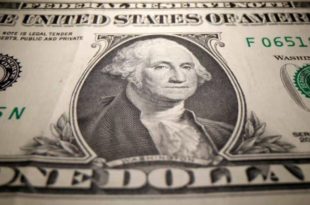 Dólar cai a R$ 4,90 e Bolsa atinge maior valor desde setembro