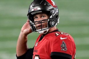 Fã paga R$ 2,6 mi em bola do último jogo de Tom Brady horas antes de astro voltar