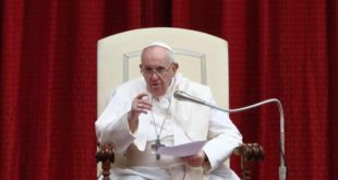 Guerra na Ucrânia: Papa alerta para ameaça de conflito global