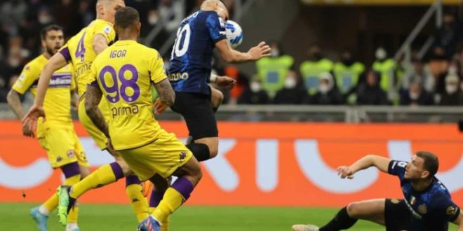 Inter de Milão empata com a Fiorentina em casa e fica mais longe do Napoli