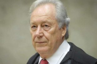 Lewandowski arquiva pedido para investigar Bolsonaro por falta de máscara