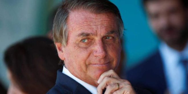 Movimentos Sociais realizam manifestação contra Bolsonaro em sua visita à Rio Branco