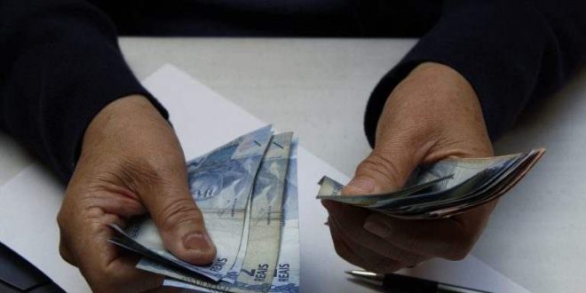 MP autoriza consignado para beneficiários de programas sociais e amplia margem para 40%