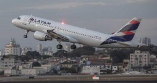 Alta de combustíveis obrigará aéreas a reajustar preços e reduzir rotas