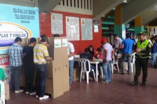 Colombianos vão às urnas neste domingo para renovar Congresso