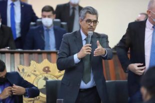 Edvaldo diz que tentativa do governo de mexer nas progressões da Educação é “ilegal” e “irregular”