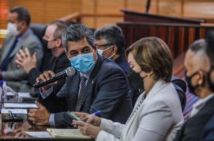 A pedido de Edvaldo e Zen, Aleac realiza audiência e discute situação dos professores que aguardam convocação e implantação de piso