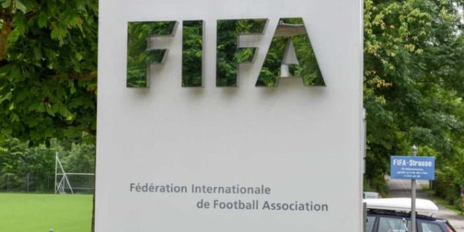 Fifa tira mando de campo da Rússia e proíbe bandeira e hino do país