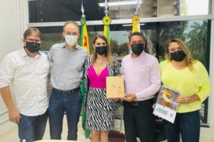 Leo de Brito, Jerry Correia e UFAC fecham parceria para a implantação do curso Economia em Assis Brasil