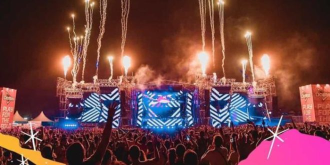 Lollapalooza divulga horários dos shows e divisão de palcos de 2022