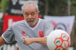 Lula deve anunciar candidatura a presidente em 9 de abril em ato em SP