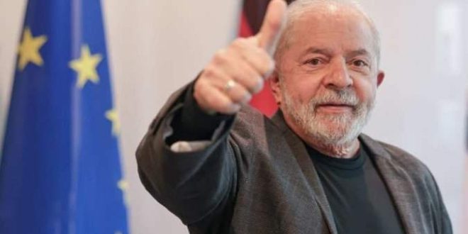 Lula lidera com 43%; Bolsonaro tem 28%; Ciro e Moro aparecem com 8%, diz Ipespe