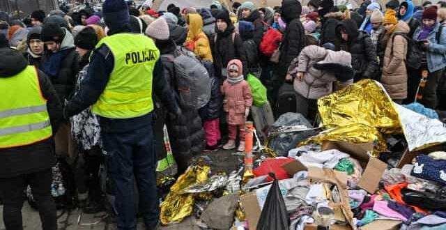 Moscou anuncia corredores humanitários até Rússia e Belarus, mas Ucrânia rejeita