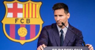 Pai de Messi liga para o Barcelona e avalia volta após vaias no PSG, diz jornal
