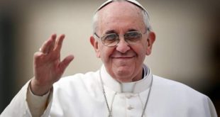 Papa Francisco paga combustível para caminhões levarem comida para a Ucrânia