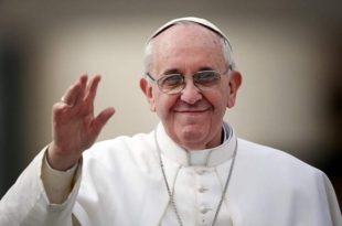 Papa Francisco paga combustível para caminhões levarem comida para a Ucrânia