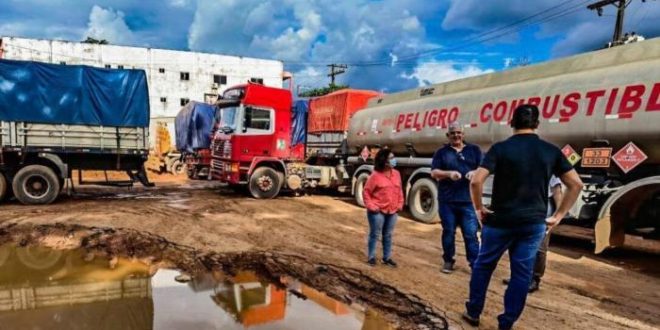 Perpétua denuncia caos e filas quilométricas de caminhões na fronteira entre Epitaciolândia e Cobija
