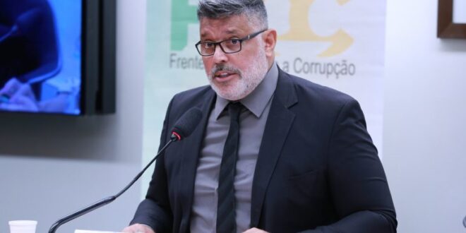 Projeto destina multas de injúria racial e racismo a políticas de combate à discriminação