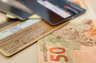 Proposta determina impenhorabilidade de empréstimo consignado depositado em conta salário