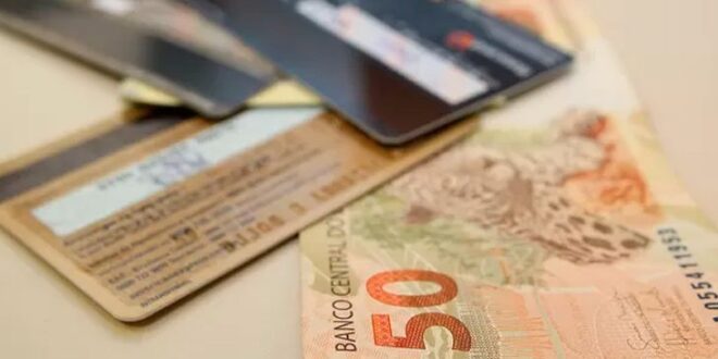 Proposta determina impenhorabilidade de empréstimo consignado depositado em conta salário