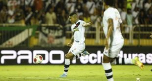 Vasco faz 3 a 0 no Resende e vai encarar Flamengo na semi do Carioca