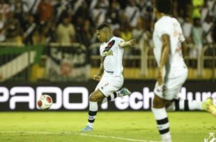 Vasco faz 3 a 0 no Resende e vai encarar Flamengo na semi do Carioca