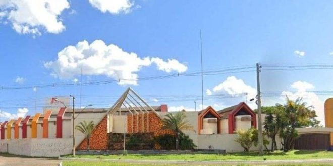 Em motel com coronel da PMDF, rapaz atira até descarregar pistola